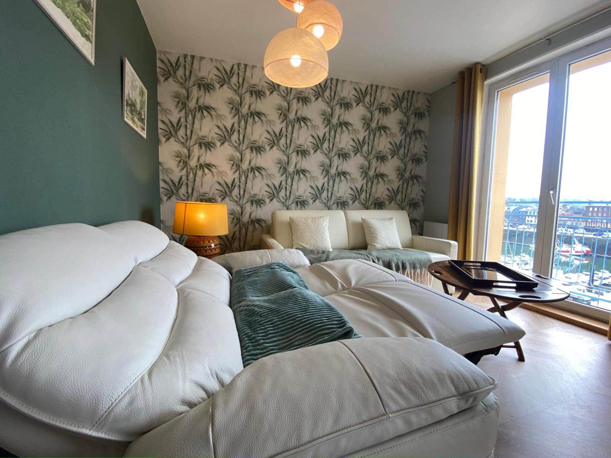 Etablissement 3 Etoiles Avec Ascenseur, 3 Appartements Lumineux Vue Port Avec Balcon, 200M De La Mer, Wifi Fibre, Tous Service Inclus ดิเอป ภายนอก รูปภาพ