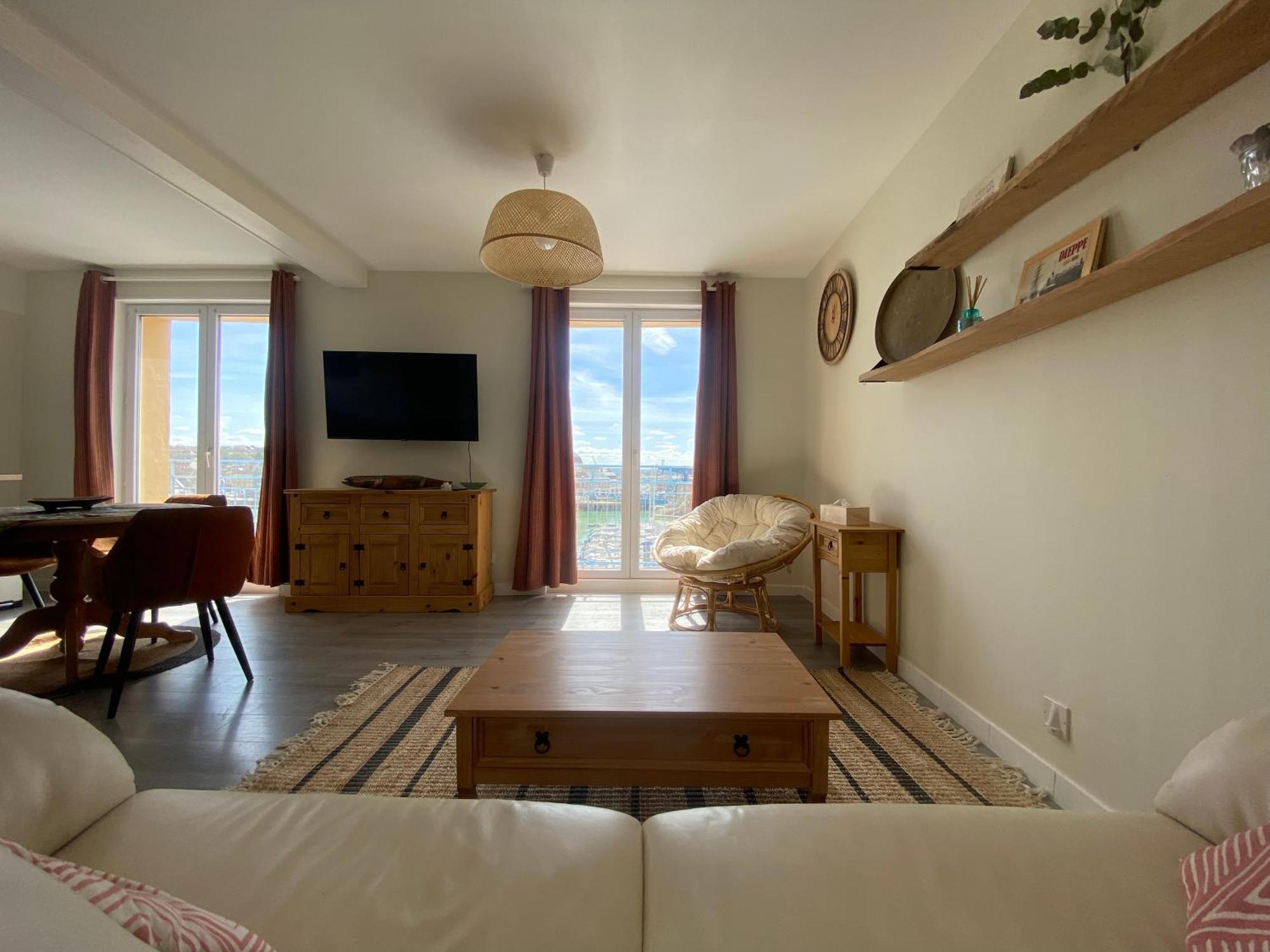Etablissement 3 Etoiles Avec Ascenseur, 3 Appartements Lumineux Vue Port Avec Balcon, 200M De La Mer, Wifi Fibre, Tous Service Inclus ดิเอป ภายนอก รูปภาพ