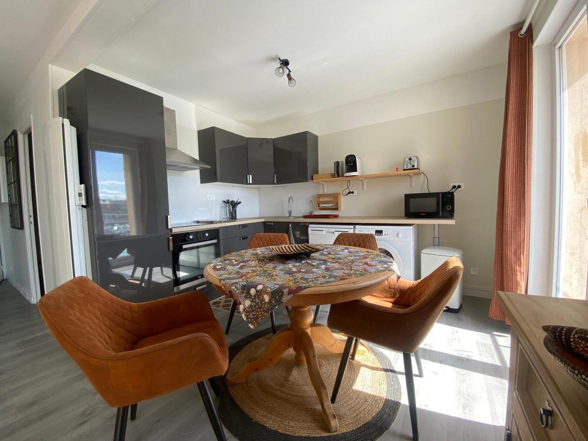 Etablissement 3 Etoiles Avec Ascenseur, 3 Appartements Lumineux Vue Port Avec Balcon, 200M De La Mer, Wifi Fibre, Tous Service Inclus ดิเอป ภายนอก รูปภาพ