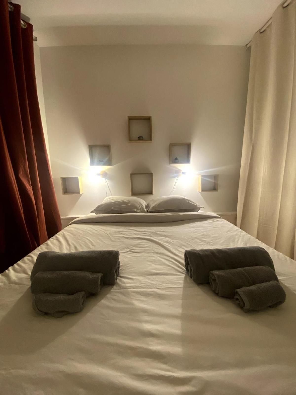 Etablissement 3 Etoiles Avec Ascenseur, 3 Appartements Lumineux Vue Port Avec Balcon, 200M De La Mer, Wifi Fibre, Tous Service Inclus ดิเอป ภายนอก รูปภาพ