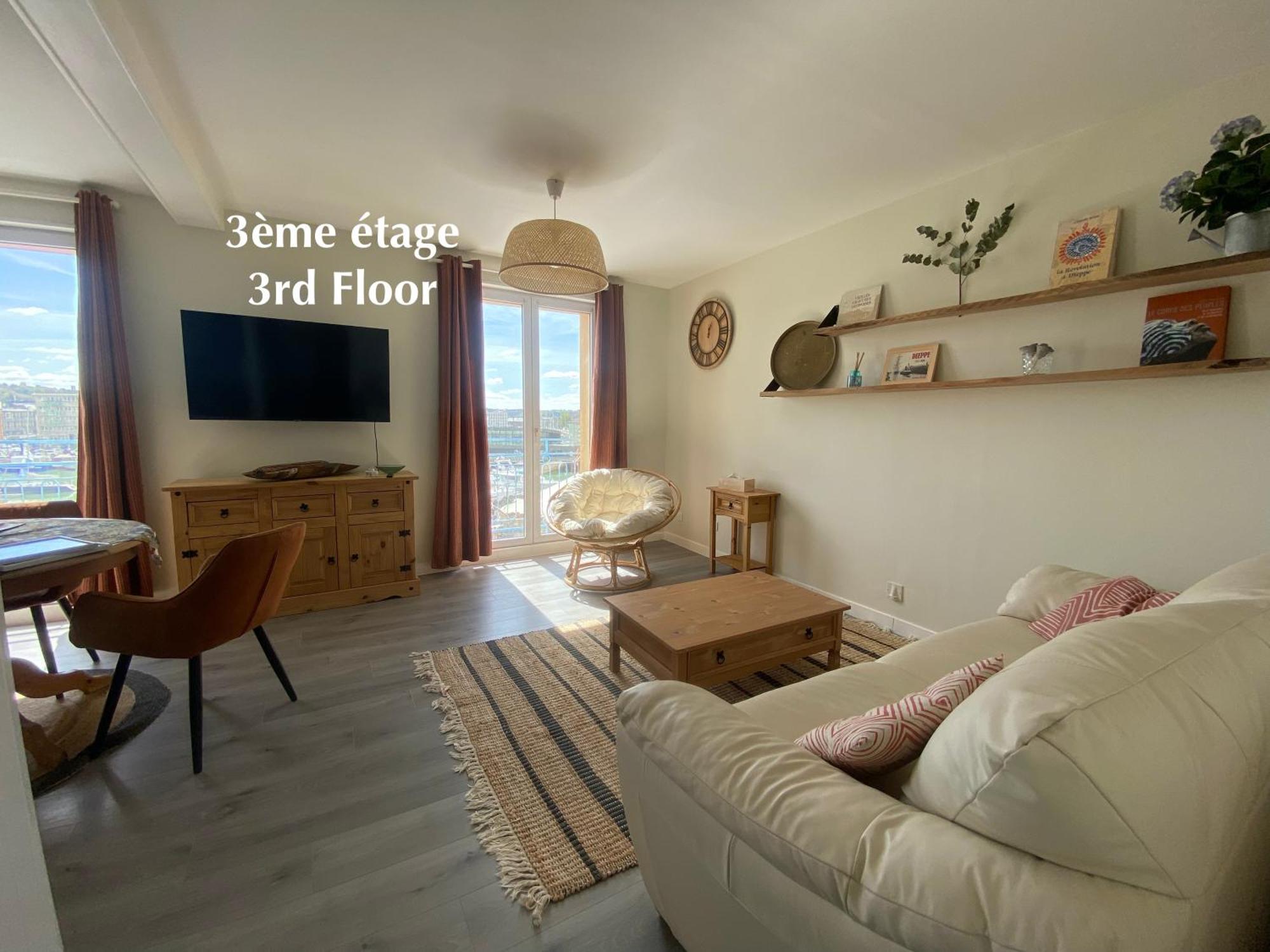 Etablissement 3 Etoiles Avec Ascenseur, 3 Appartements Lumineux Vue Port Avec Balcon, 200M De La Mer, Wifi Fibre, Tous Service Inclus ดิเอป ภายนอก รูปภาพ