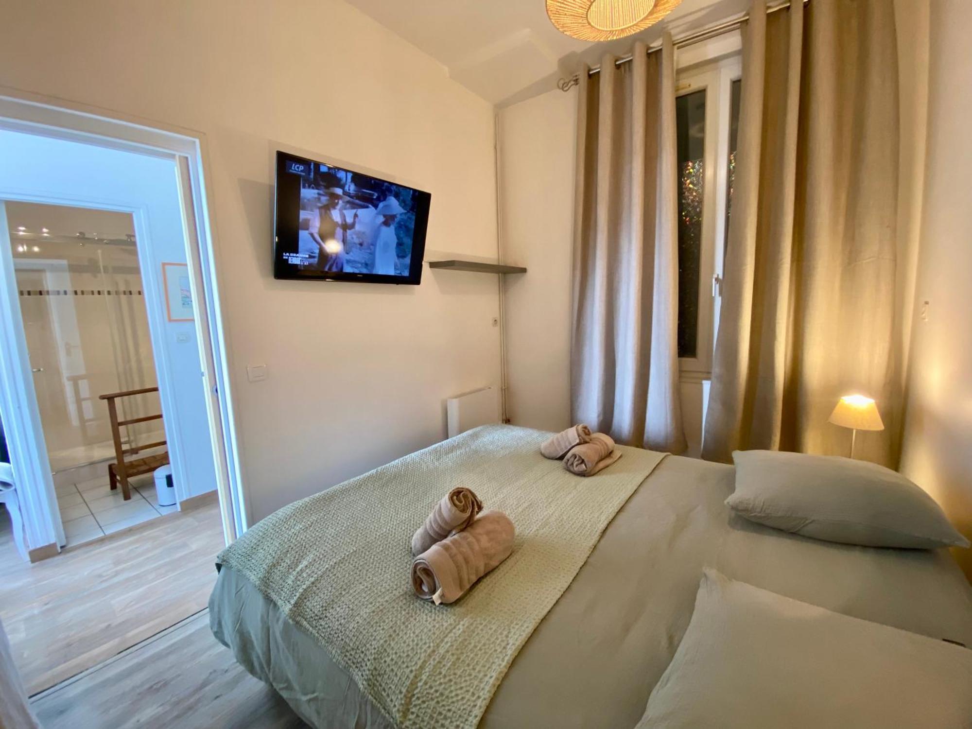 Etablissement 3 Etoiles Avec Ascenseur, 3 Appartements Lumineux Vue Port Avec Balcon, 200M De La Mer, Wifi Fibre, Tous Service Inclus ดิเอป ภายนอก รูปภาพ