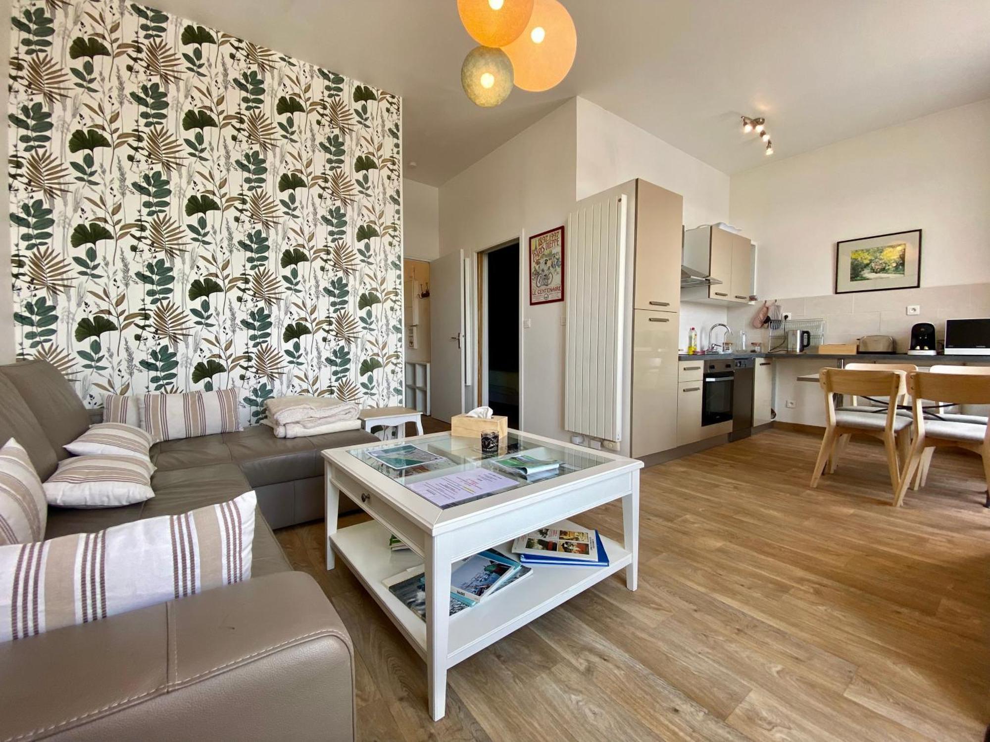 Etablissement 3 Etoiles Avec Ascenseur, 3 Appartements Lumineux Vue Port Avec Balcon, 200M De La Mer, Wifi Fibre, Tous Service Inclus ดิเอป ภายนอก รูปภาพ